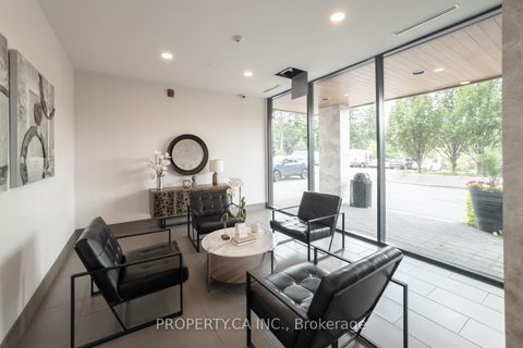 Photo 37 at 318 - 4700 Highway 7, East Woodbridge, Vaughan