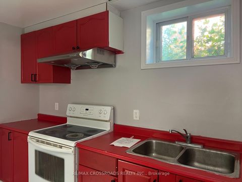 Photo 11 at 6 Seminole Avenue, Bendale, Toronto