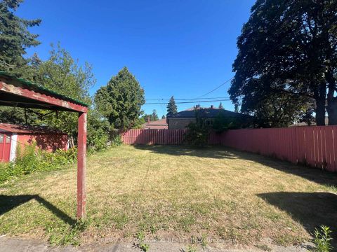 Photo 18 at 6 Seminole Avenue, Bendale, Toronto