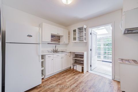 Photo 10 at 5 Macey Avenue, Oakridge, Toronto