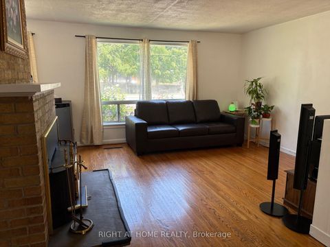 Photo 6 at 932 Midland Avenue, Eglinton East, Toronto