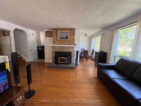 Photo 7 at 932 Midland Avenue, Eglinton East, Toronto