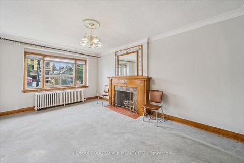 Photo 14 at 424 Oakwood Avenue, Oakwood Village, Toronto