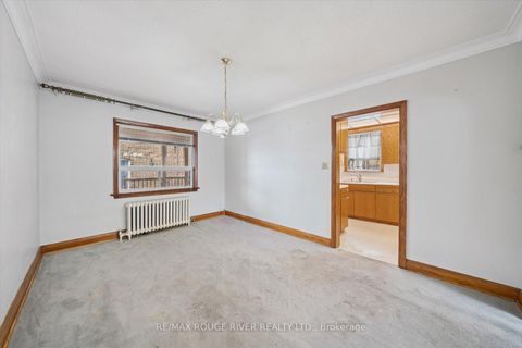 Photo 16 at 424 Oakwood Avenue, Oakwood Village, Toronto