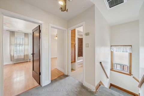 Photo 24 at 424 Oakwood Avenue, Oakwood Village, Toronto