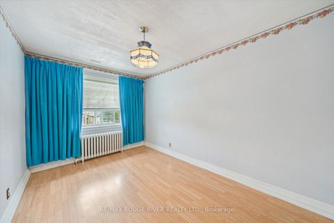 Photo 28 at 424 Oakwood Avenue, Oakwood Village, Toronto
