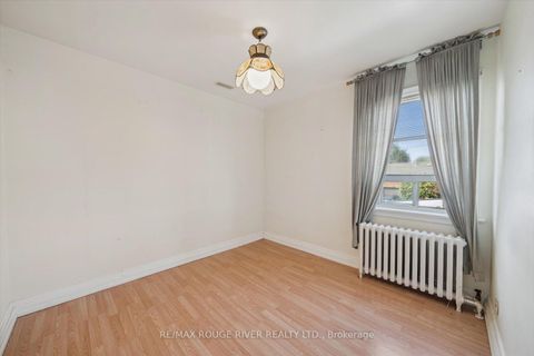 Photo 34 at 424 Oakwood Avenue, Oakwood Village, Toronto
