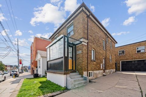 Photo 43 at 424 Oakwood Avenue, Oakwood Village, Toronto