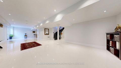 Photo 39 at 635 Elgin Mills Road W, Mill Pond, Richmond Hill Photo 39 at 635 Elgin Mills Road W, Mill Pond, Richmond Hill