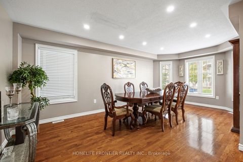 Photo 4 at 11 Maple Crown Terrace, Shore, Barrie