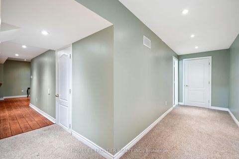 Photo 26 at 11 Maple Crown Terrace, Shore, Barrie