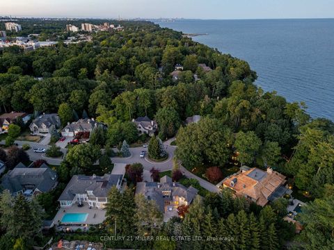 Photo 2 at 38 Shorewood Place, SW Southwest, Oakville