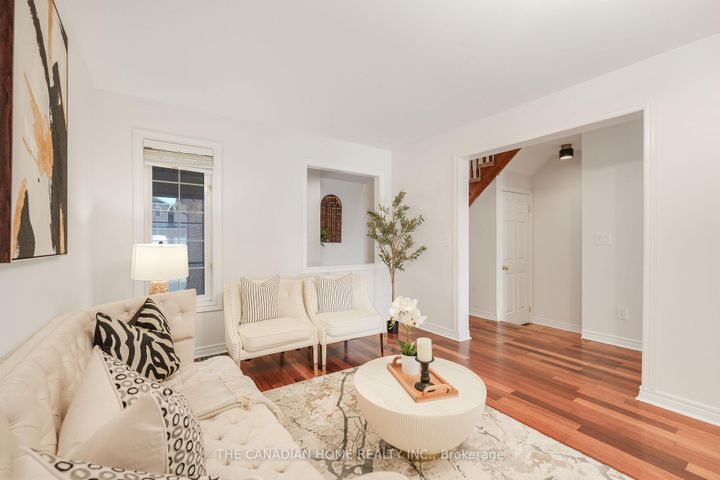 Photo 15 at 5938 Candlebrook Court, East Credit, Mississauga