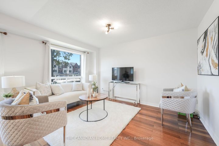 Photo 21 at 5938 Candlebrook Court, East Credit, Mississauga