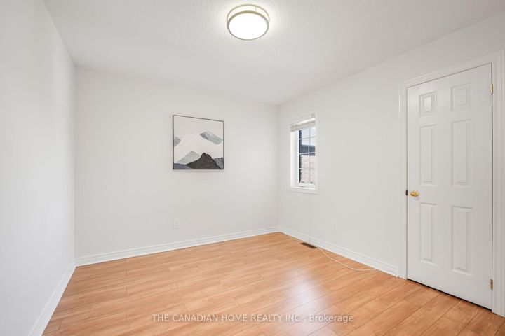 Photo 34 at 5938 Candlebrook Court, East Credit, Mississauga