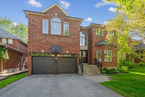 Photo 0 at 136 Markwood Lane, Yorkhill, Vaughan