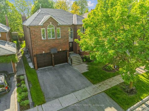 Photo 41 at 136 Markwood Lane, Yorkhill, Vaughan