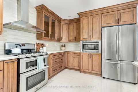 Photo 10 at 41 Ann Arbour Road, Pelmo Park W5, Toronto