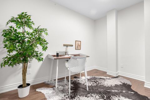 Photo 15 at 41 Ann Arbour Road, Pelmo Park W5, Toronto