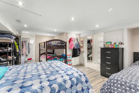 Photo 37 at 41 Ann Arbour Road, Pelmo Park W5, Toronto