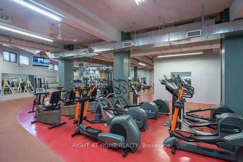 Photo 5 at 717 - 5 Massey Square, Crescent Town, Toronto
