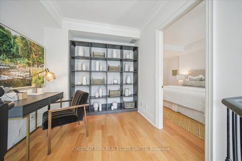 Photo 9 at 203 - 33 Delisle Avenue, St. Clair, Toronto