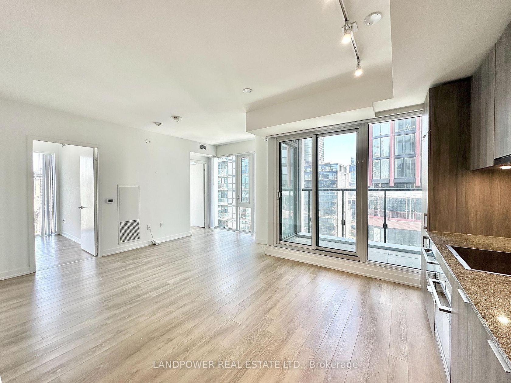 1112 - 158 Front Street E, Moss Park, Toronto 