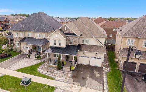 Photo 1 at 43 Fairmont Ridge Trail, Nobleton, King