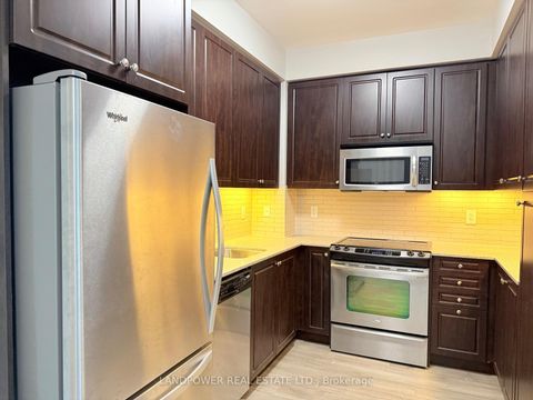 Photo 3 at 1611 - 70 Roehampton Avenue, Mount Pleasant West, Toronto