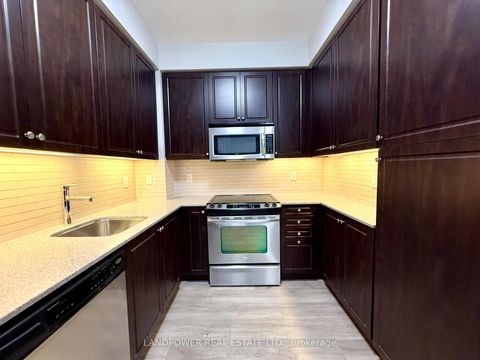 Photo 4 at 1611 - 70 Roehampton Avenue, Mount Pleasant West, Toronto