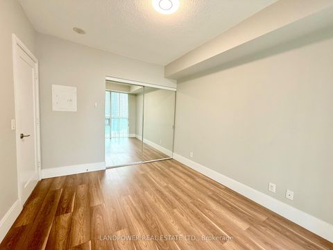 Photo 11 at 1611 - 70 Roehampton Avenue, Mount Pleasant West, Toronto
