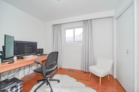 Photo 24 at 8 Topaz Gate, Steeles, Toronto