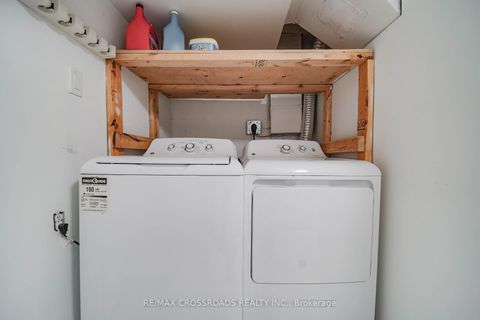 Photo 27 at 8 Topaz Gate, Steeles, Toronto