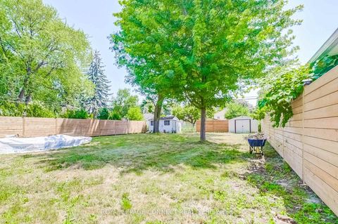 Photo 22 at 27 Horton Boulevard, Eglinton East, Toronto