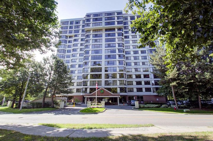Photo 4 at 704 - 1271 Walden Circle, Clarkson, Mississauga