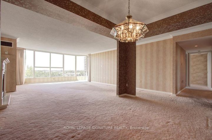 Photo 13 at 704 - 1271 Walden Circle, Clarkson, Mississauga