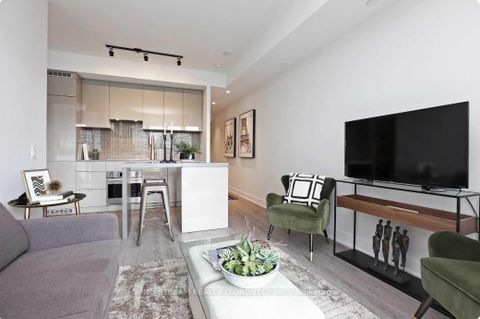 Photo 5 at 1712 - 7 Grenville Street, Bay Street Corridor, Toronto