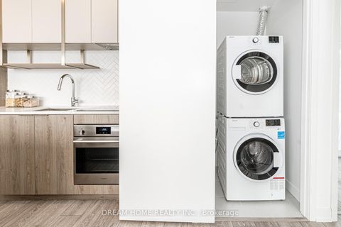 Photo 8 at 2511 - 15 Holmes Avenue, Willowdale East, Toronto
