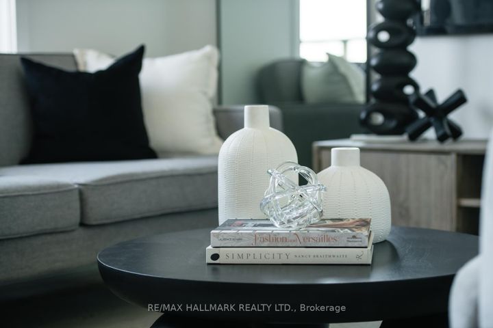 Photo 10 at 21 - 1455 O'Connor Drive, Parkview, Toronto