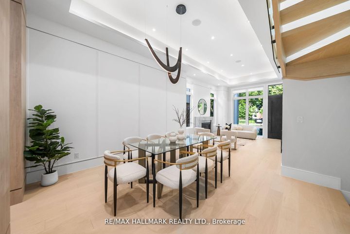 Photo 5 at 112 Randolph Road, Leaside, Toronto