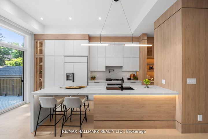 Photo 10 at 112 Randolph Road, Leaside, Toronto