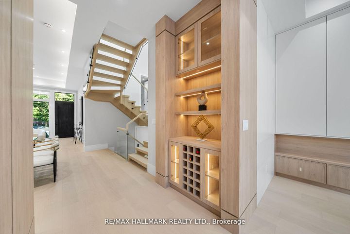 Photo 15 at 112 Randolph Road, Leaside, Toronto