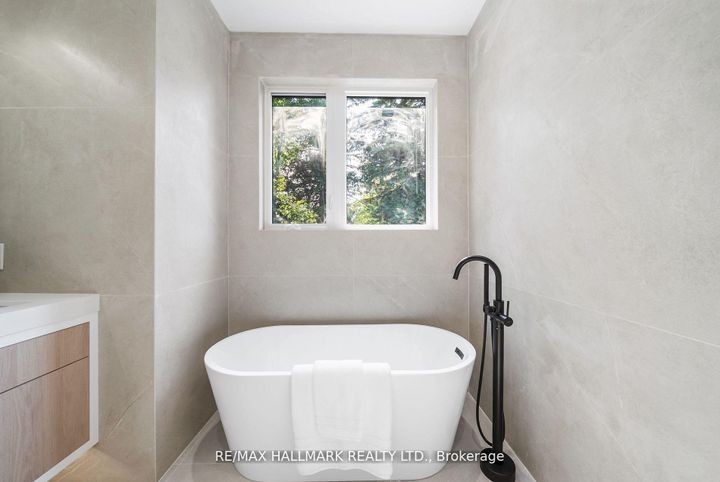 Photo 30 at 112 Randolph Road, Leaside, Toronto