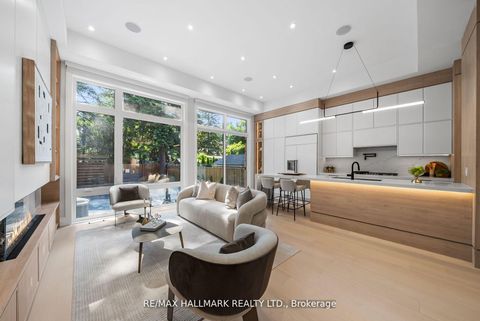 Photo 6 at 112 Randolph Road, Leaside, Toronto
