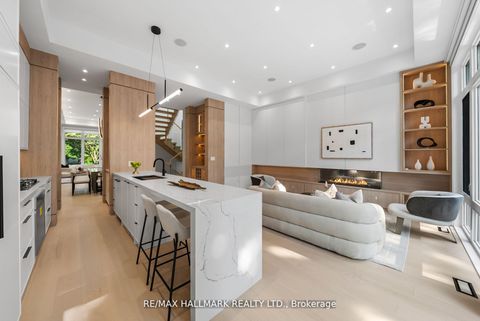 Photo 7 at 112 Randolph Road, Leaside, Toronto