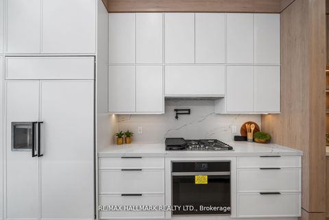 Photo 11 at 112 Randolph Road, Leaside, Toronto