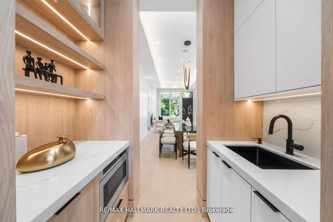 Photo 13 at 112 Randolph Road, Leaside, Toronto