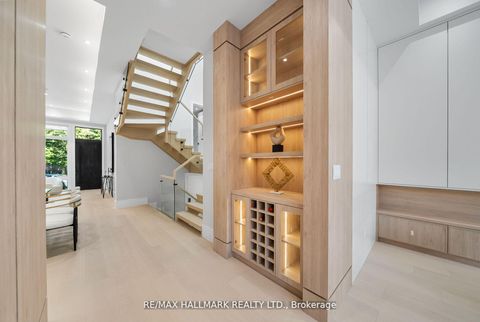 Photo 15 at 112 Randolph Road, Leaside, Toronto