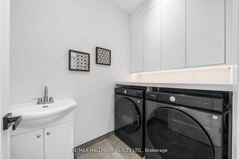 Photo 32 at 112 Randolph Road, Leaside, Toronto