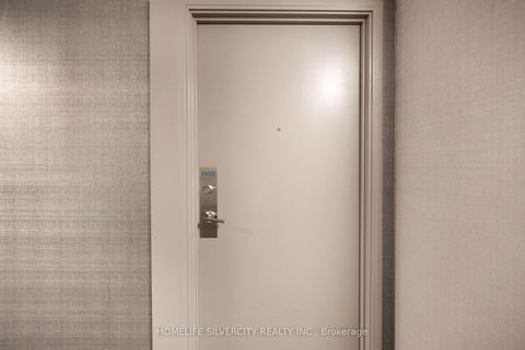 Photo 7 at Ph8 - 181 Dundas Street E, Moss Park, Toronto Photo 7 at Ph8 - 181 Dundas Street E, Moss Park, Toronto